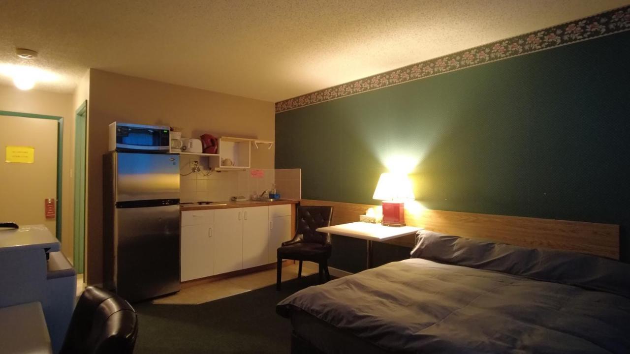 Sundre Motor Inn ภายนอก รูปภาพ